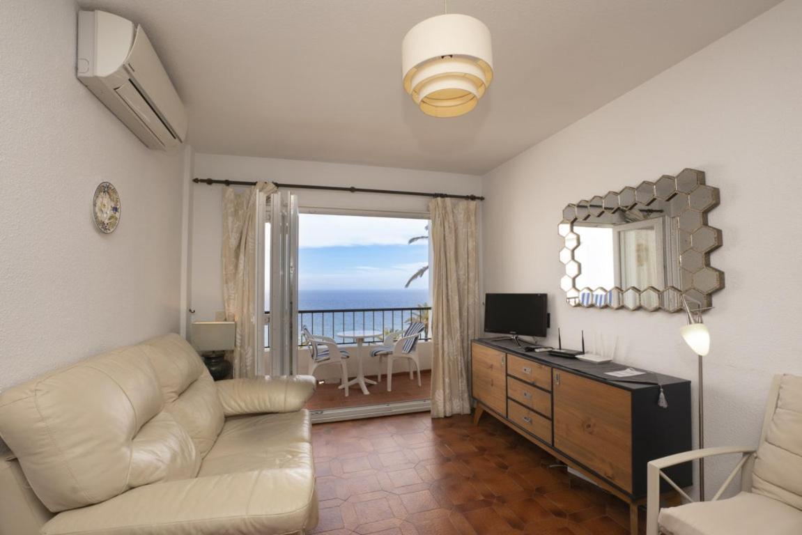 Palmeras 72 Menyber Nerja Exterior photo